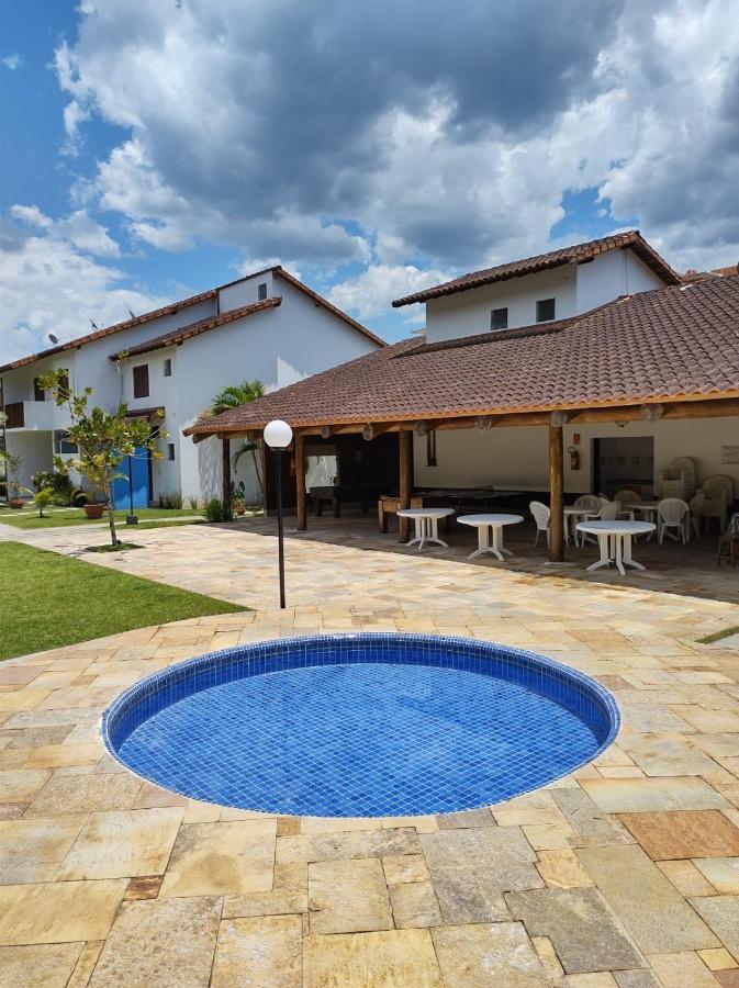 Casa Em Condominio Fechado Proximo A Praia *