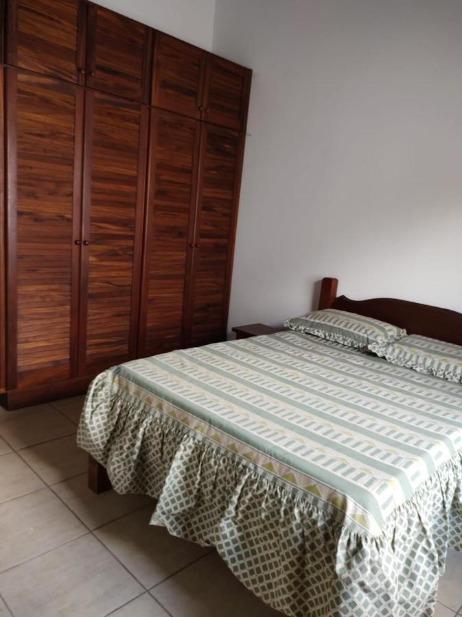 Casa Em Condominio Fechado Proximo A Praia Casa de férias